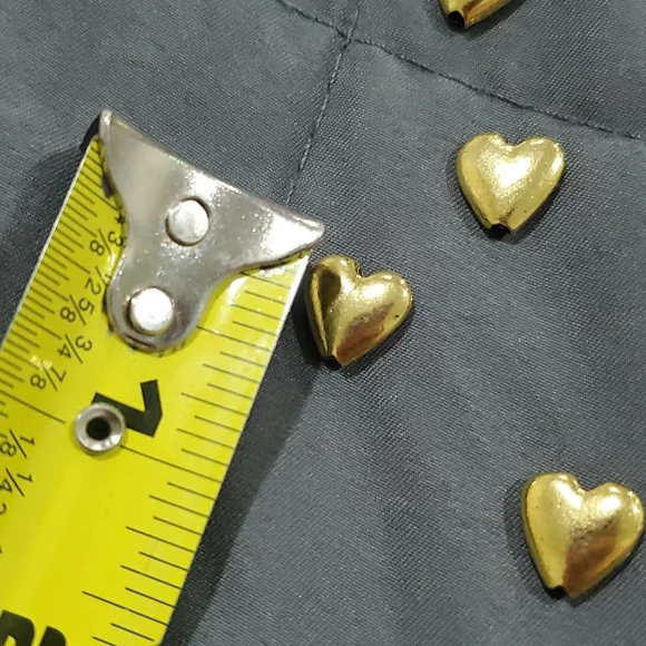 💥50% sale💥 10 Gold heart beads #1873 - Picture 2 of 3